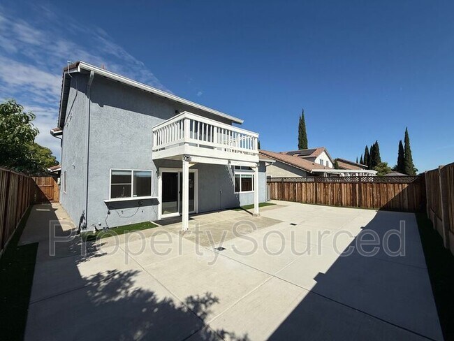 Building Photo - 1520 Andrew St