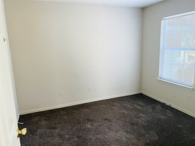 Building Photo - 4205 Clover St