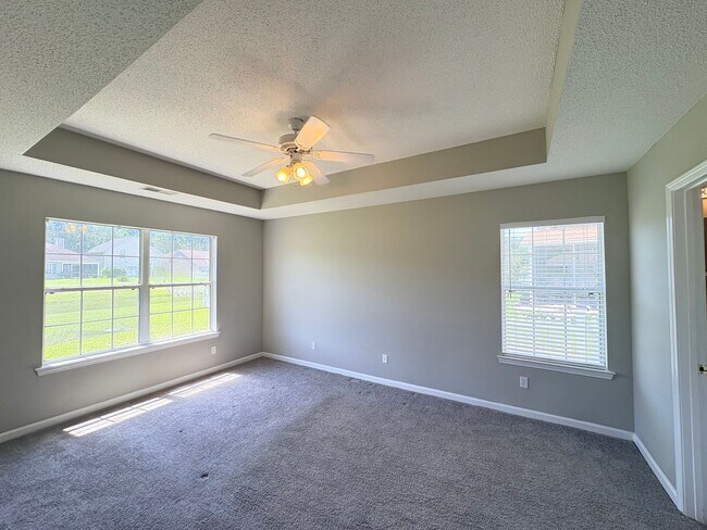 Building Photo - Welcome To Edgefield