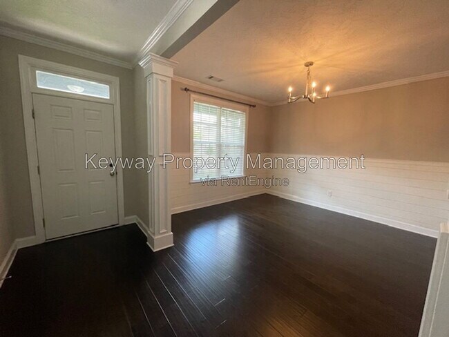 Building Photo - 546 Bunchgrass St