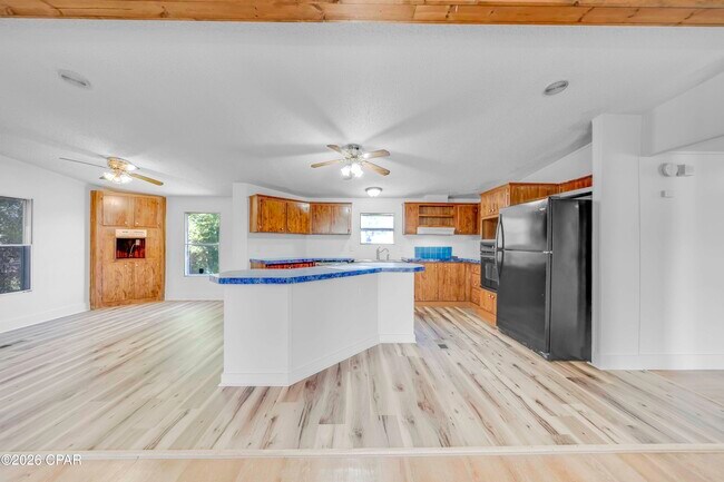 Building Photo - 154 Big Oak Ln