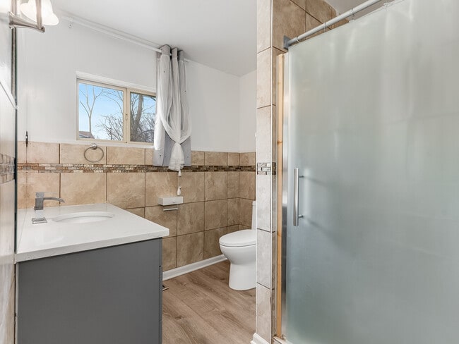 Building Photo - 608 Woodruff Ave