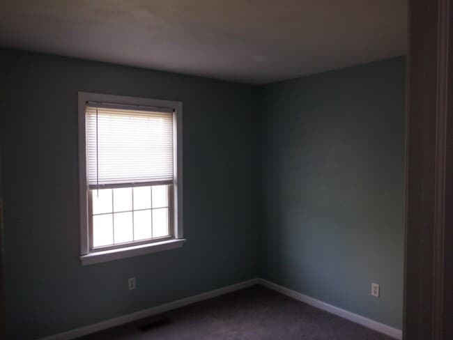 Building Photo - SHORE ACRES CONDO