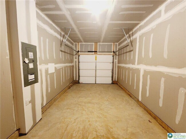 Building Photo - 1255 Susan Cir