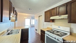 Building Photo - 9633 Ivy Bend St
