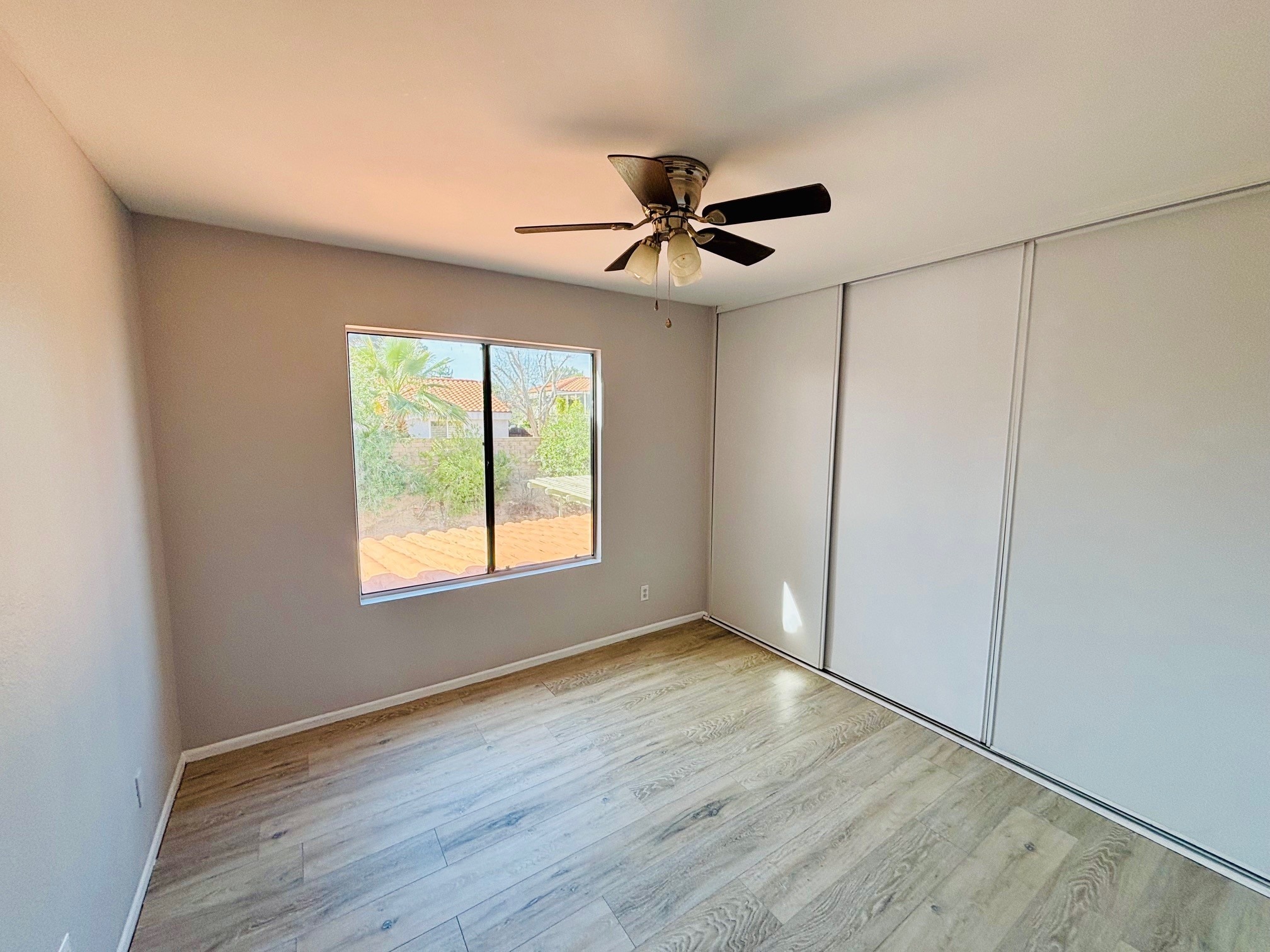 Building Photo - 38343 5th Pl W