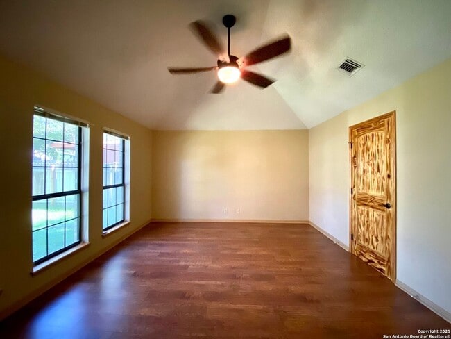 Building Photo - 8911 Shady Leaf