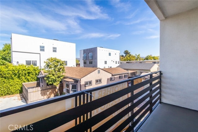 Building Photo - 5130 Riverton Ave