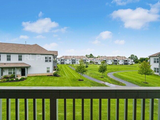 Building Photo - 5861 Yellowfin Ln