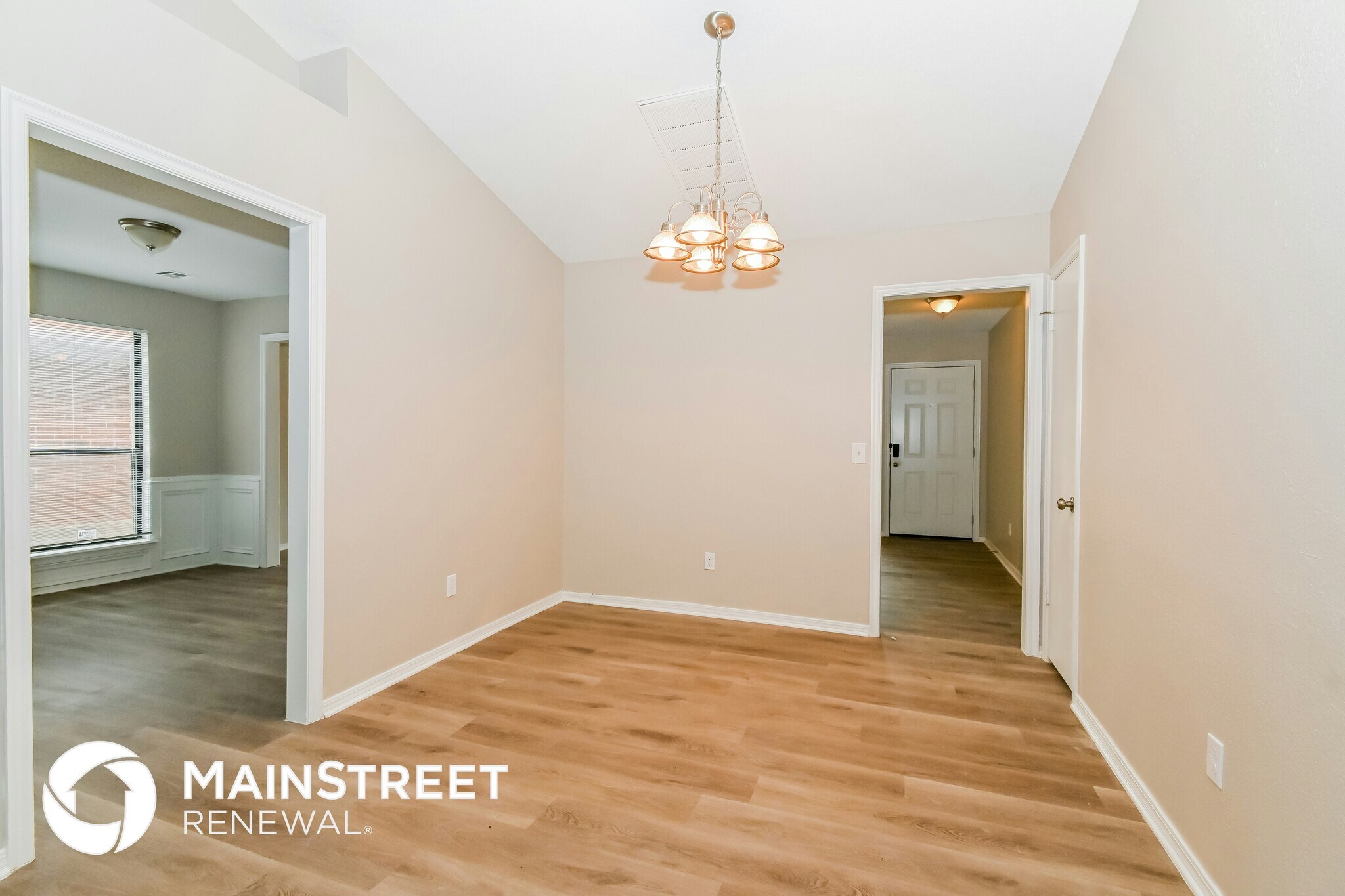 Building Photo - 11916 Silver Sun Dr