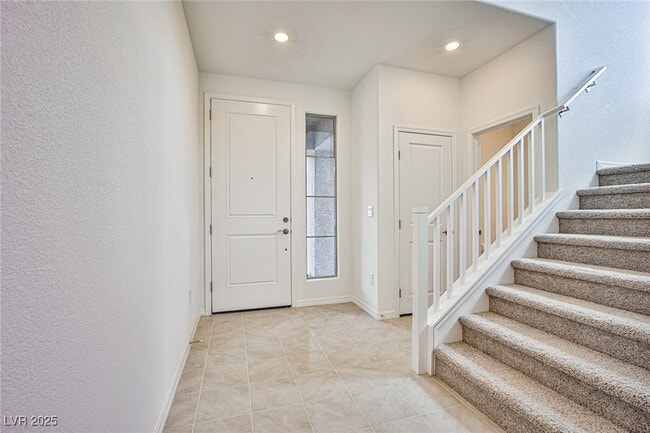 Primary Photo - 7412 Legacy Pt St
