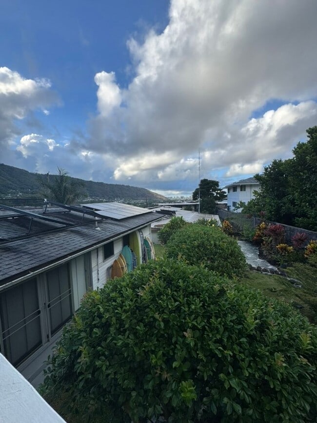 Building Photo - Bright & Spacious 3-Bedroom Home in Peacef...