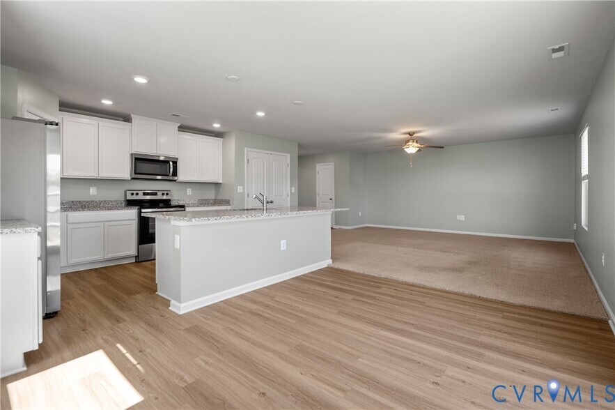 Building Photo - 2854 Meadowview Blvd