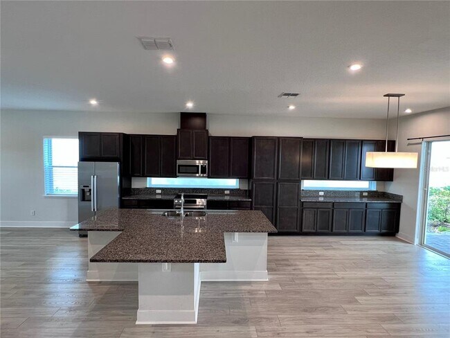 Building Photo - 8255 Nemours Pkwy