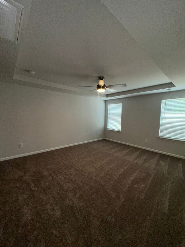 Building Photo - 213 Boneset Dr