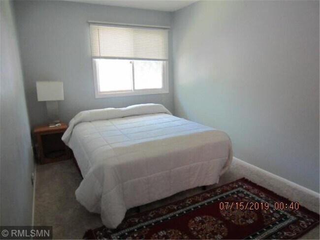 Building Photo - 1601 N Innsbruck Dr