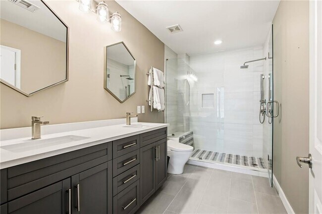 Building Photo - 855 Peachtree St NE