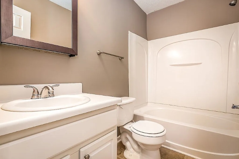 Building Photo - 1311 Rocking Chair Ct
