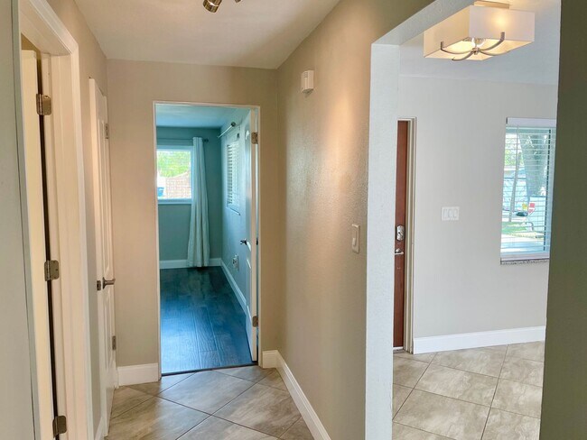 Building Photo - Newly Remodeled 3 Bedroom 2 Bathroom House...