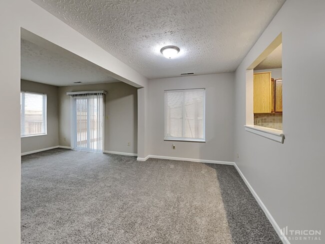 Building Photo - 557 Cembra Dr