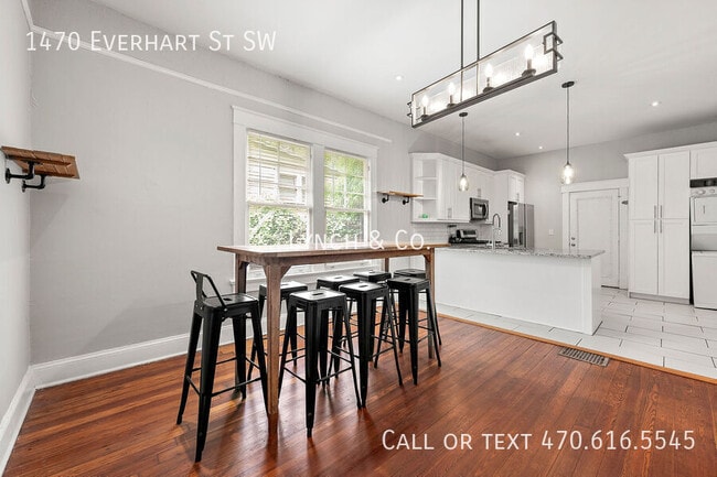 Building Photo - 1470 Everhart St SW