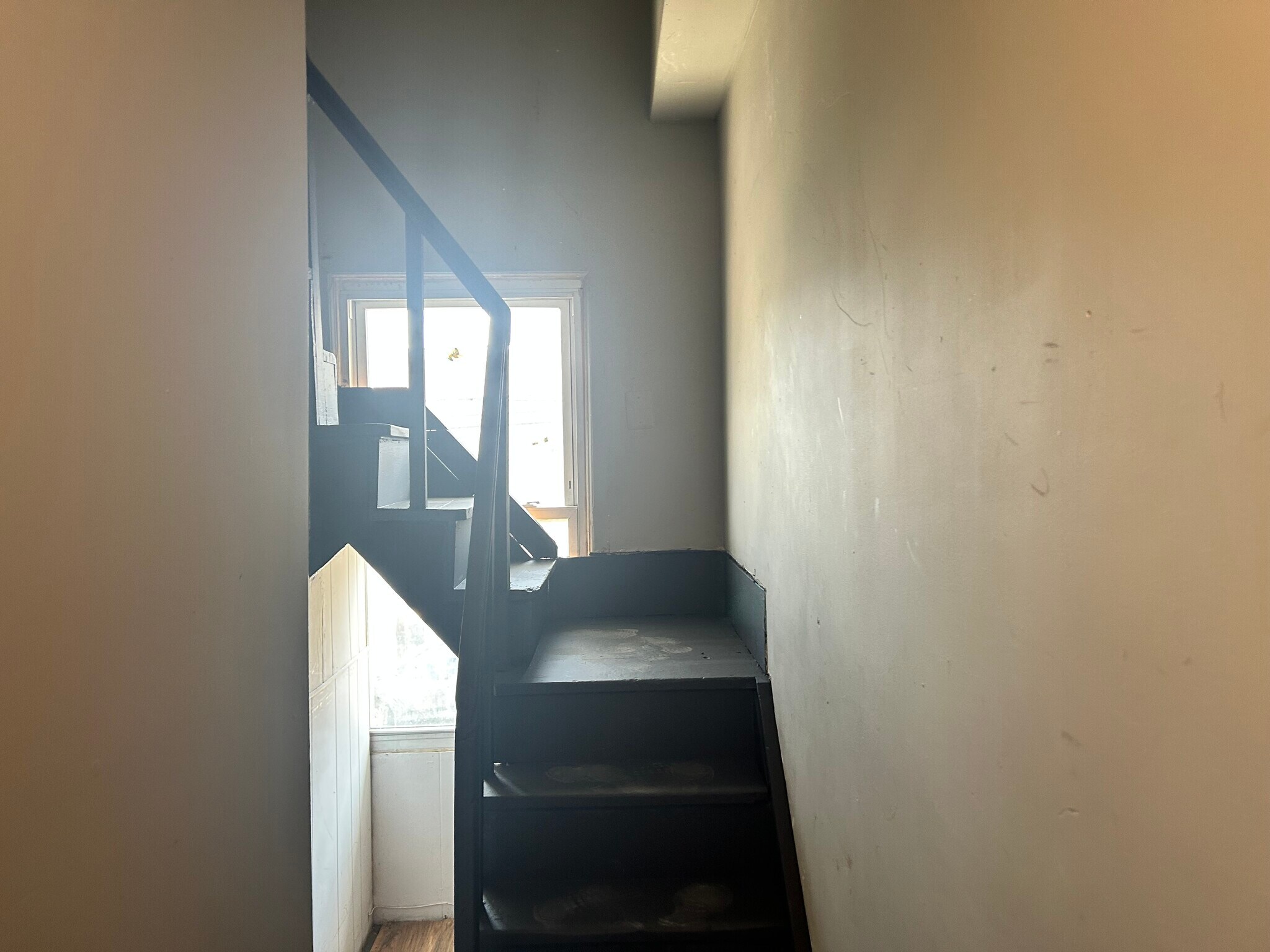 Building Photo - 173 Slater St