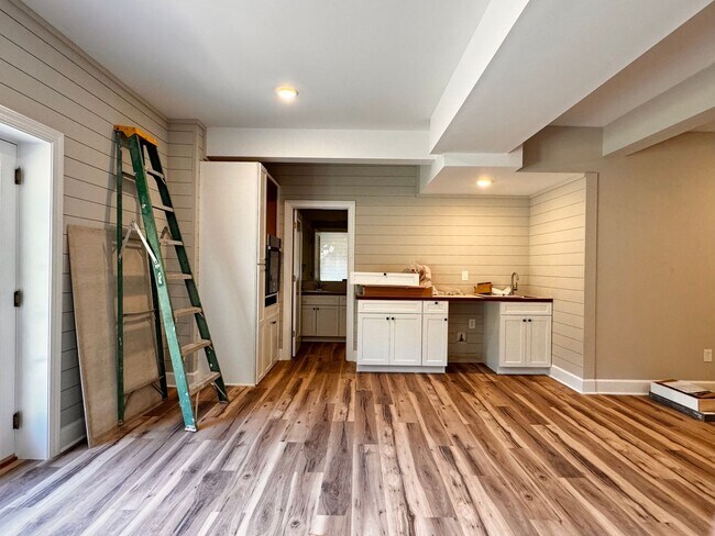 Building Photo - Private Farm Home in North Garden - Enjoy ...