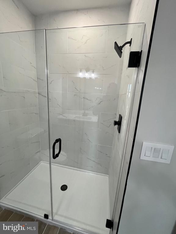 Building Photo - 2385 Rhode Island Ave NE