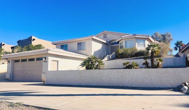 Building Photo - Unfurnished Long Term Pool Home
