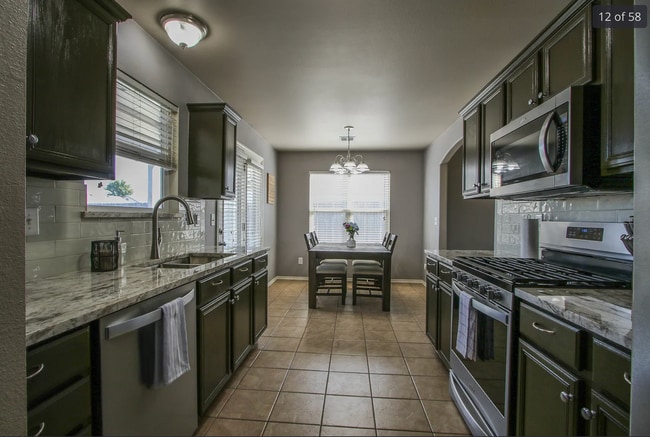 Building Photo - Great Broken Arrow Home, 3 bed 2 bath