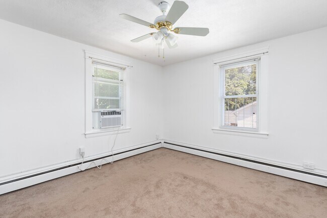 Building Photo - 246 George Waterman Rd