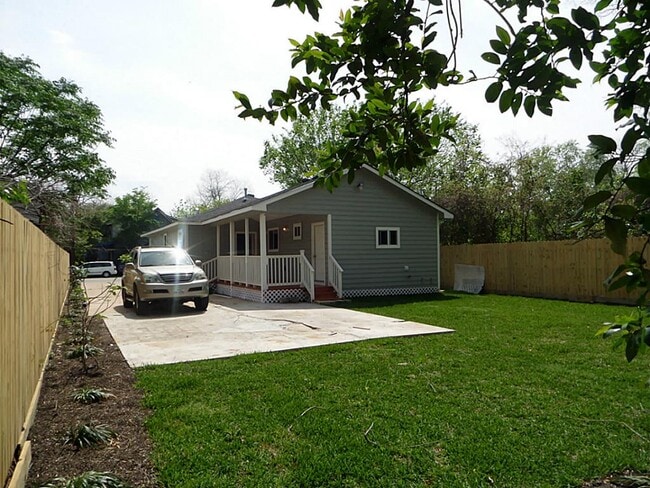 Building Photo - 1511 Egypt St