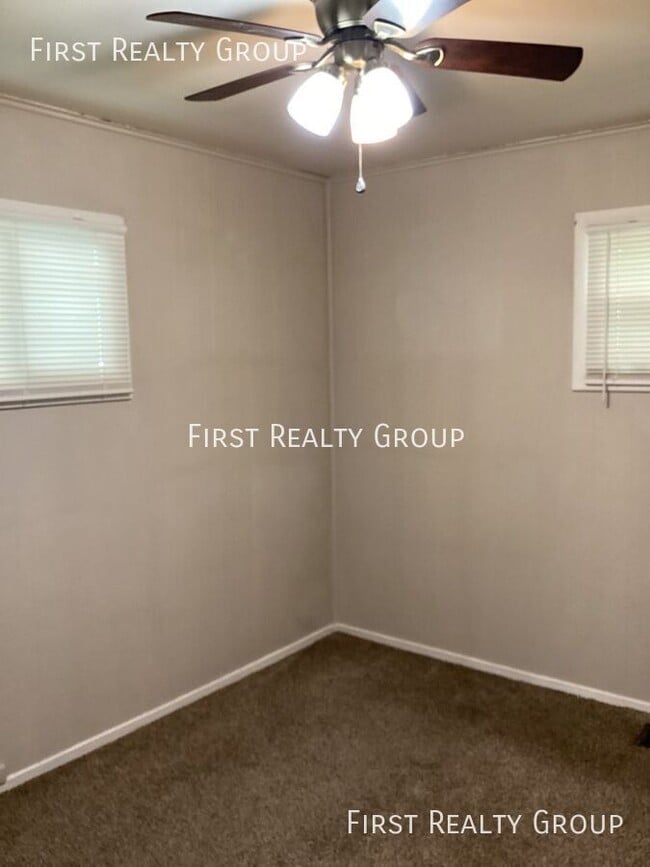 Building Photo - 4565 Gardendale-