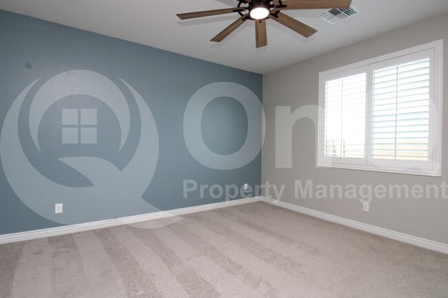 Building Photo - 25538 N 144th Ln
