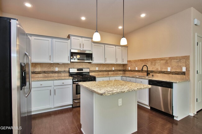 Building Photo - 6716 Red Canyon Sage Ln
