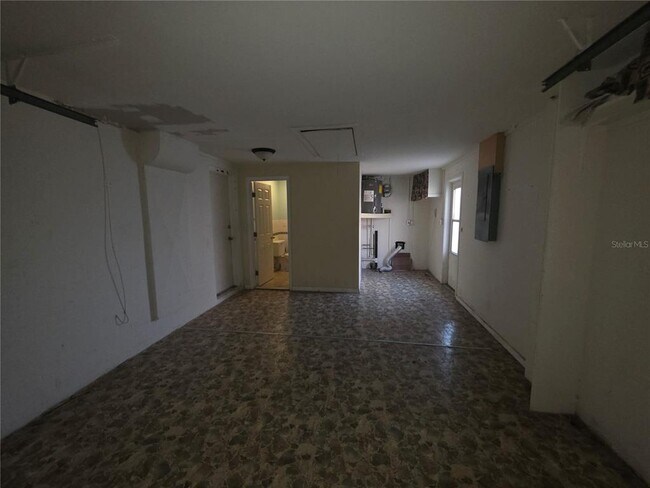 Building Photo - 3431 Overland Dr