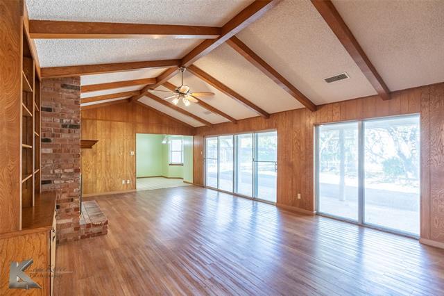 Building Photo - 3642 Hi-Vu Dr