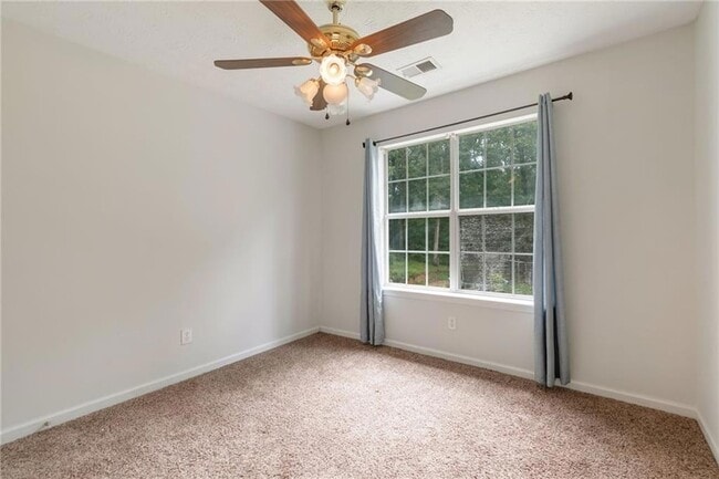 Building Photo - 2055 Amberly Glen Way