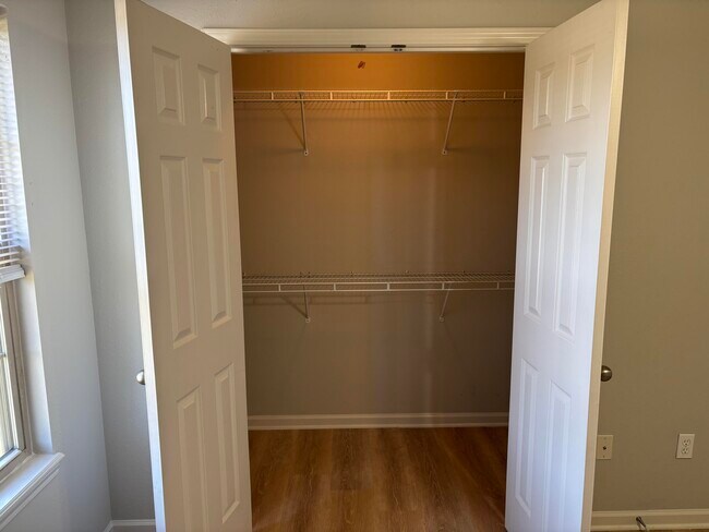 Building Photo - 4012 Snowy Owl Dr