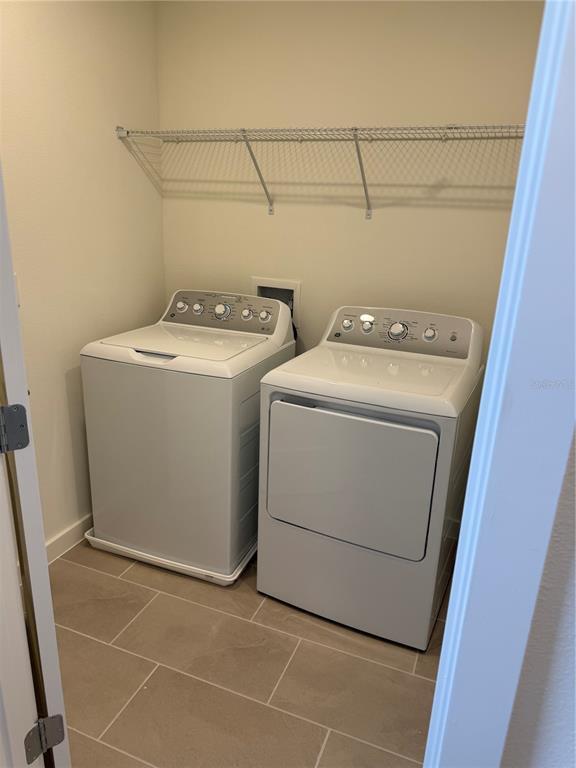 Building Photo - 1963 Iorio St