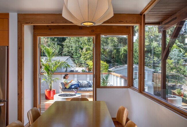 Building Photo - 10424 Hebron Ln