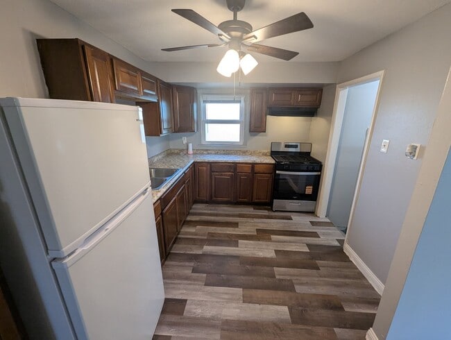 Building Photo - Hobkirk Hub