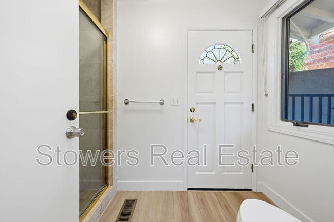 Building Photo - 155 Mountain Canyon Pl