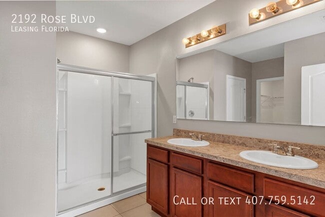 Building Photo - 2192 Rose Blvd