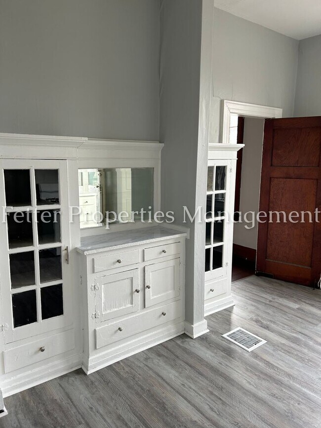 Building Photo - 3616 Stringtown Rd