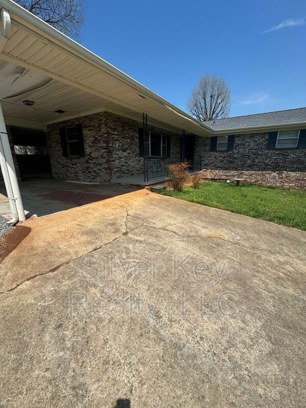 Building Photo - 103 Co Rd 807