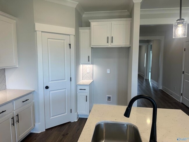 Building Photo - 12515 Buck Rd