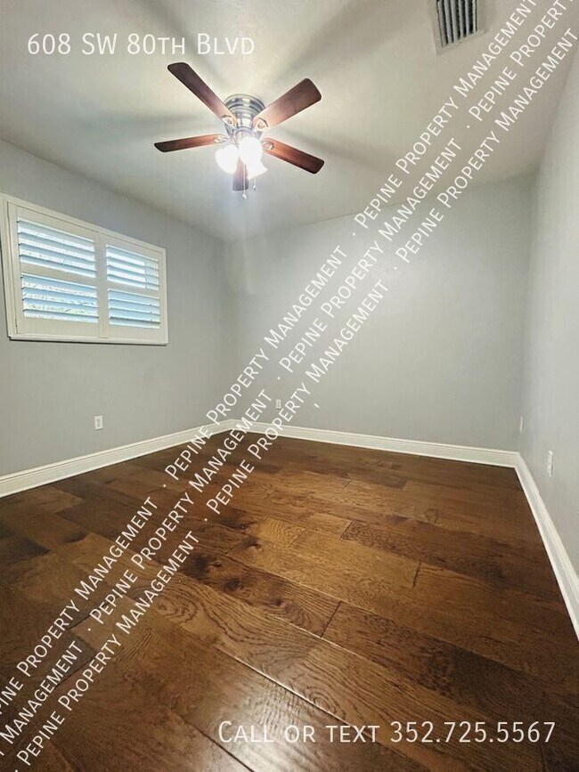 Building Photo - 608 SW 80th Blvd