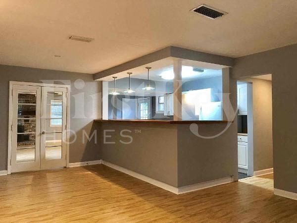 Building Photo - 6003 Holly Bay Dr