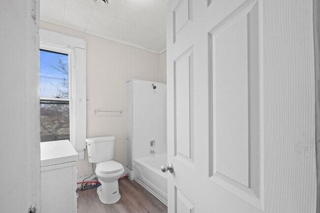 Building Photo - 131 W 13th St